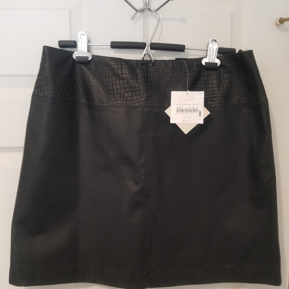 APOSTROPHE CROC SKIRT SZ 12